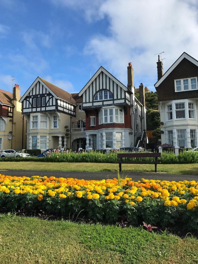 Elegant Spacious Seaside Apartment St Leonards-on-Sea 외부 사진