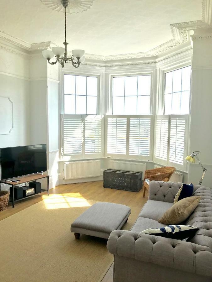 Elegant Spacious Seaside Apartment St Leonards-on-Sea 외부 사진